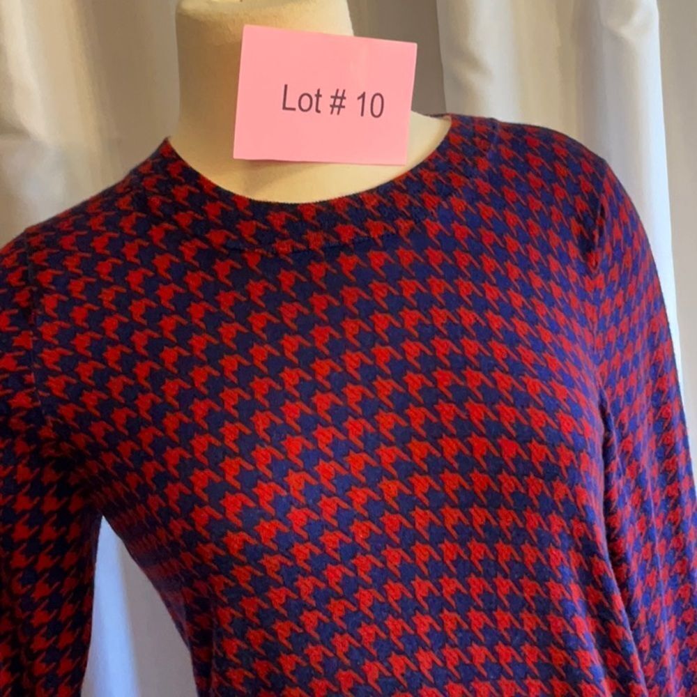 NWOT 100% Merino wool sweater by J CREW in size medium - Picture 3 of 10